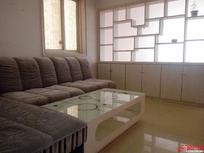 火車站附近，問天三期，2室1廳，公寓，可貸款，70年產權