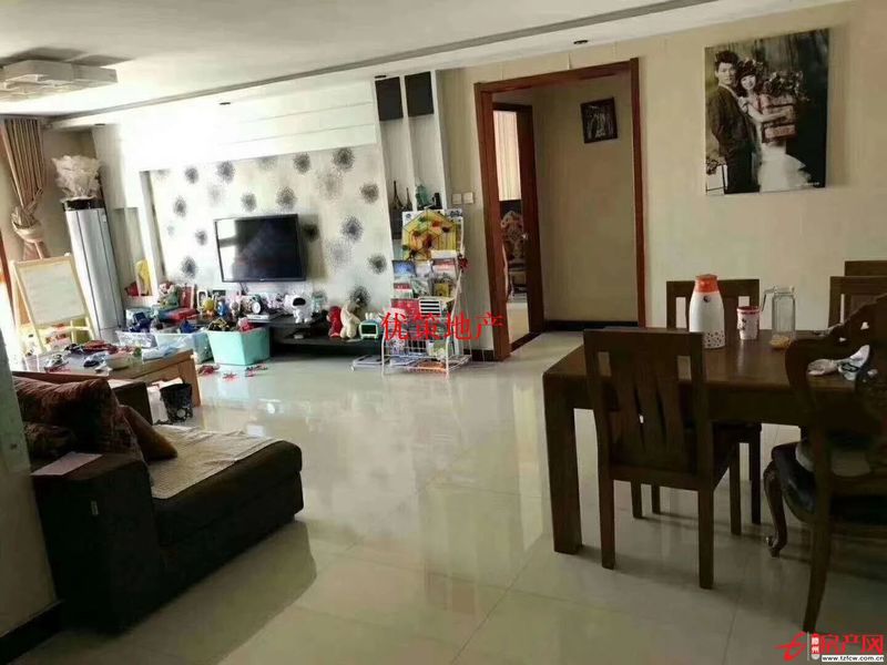 陽光麗景 南北通透豪華裝修三室證滿二年 可貸款