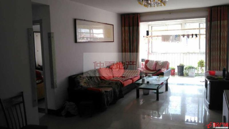 急售遠航國際一樓！精裝大三室！新證可貸款！93萬！