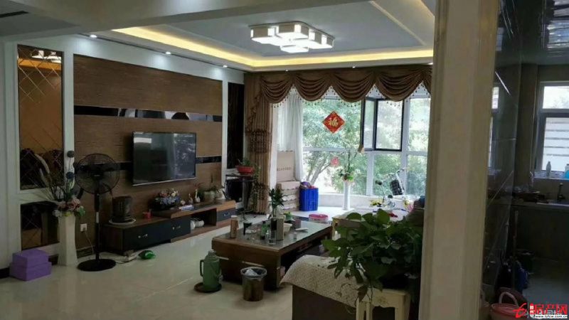 急售涵翠苑多層2樓！精裝4室！126萬！有證可貸款！送家具！