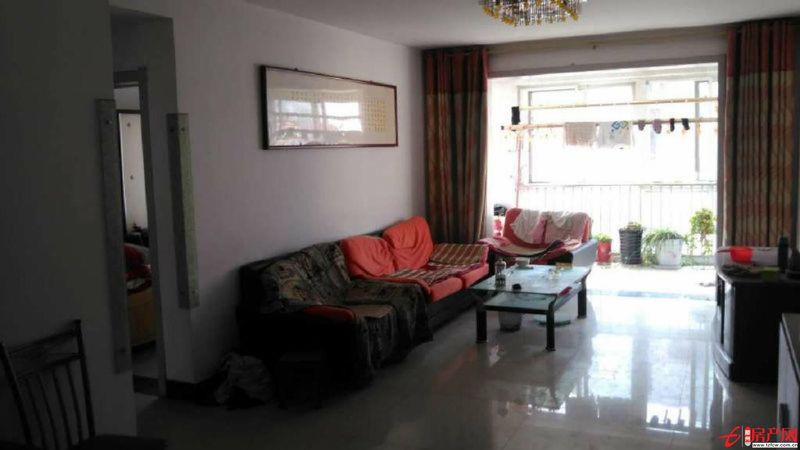 急售遠航國際一樓！精裝大三室！新證可貸款！93萬！