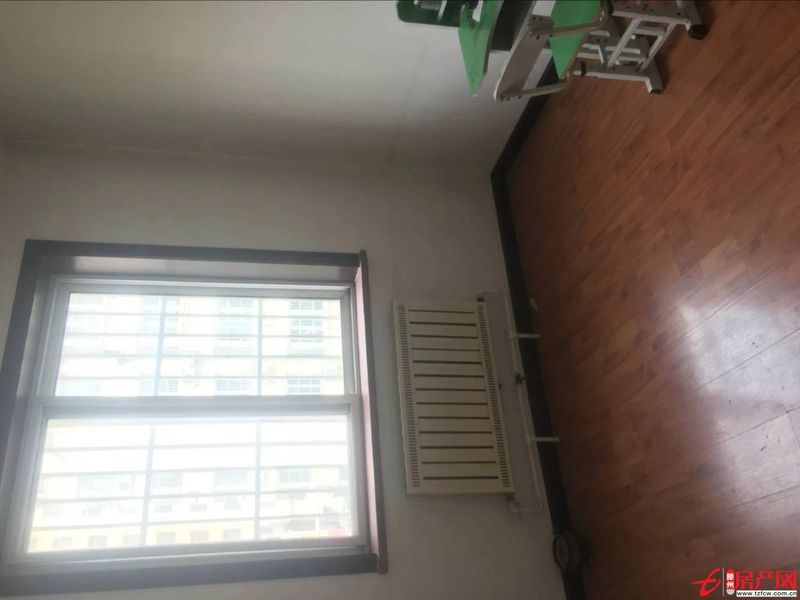 明珠花園3樓+帶車庫+支持貸款+大三室+隨時看房