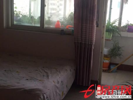 荊善安居三室一廳證滿五年能貸款頂樓送儲藏室精裝修