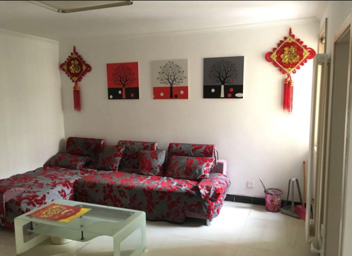 誠信花園證滿五年能貸款三室一廳精裝修南北通透多層三樓