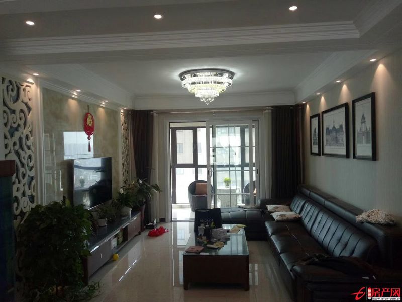 和家園豪華裝修學區房，南北通透，超大陽臺