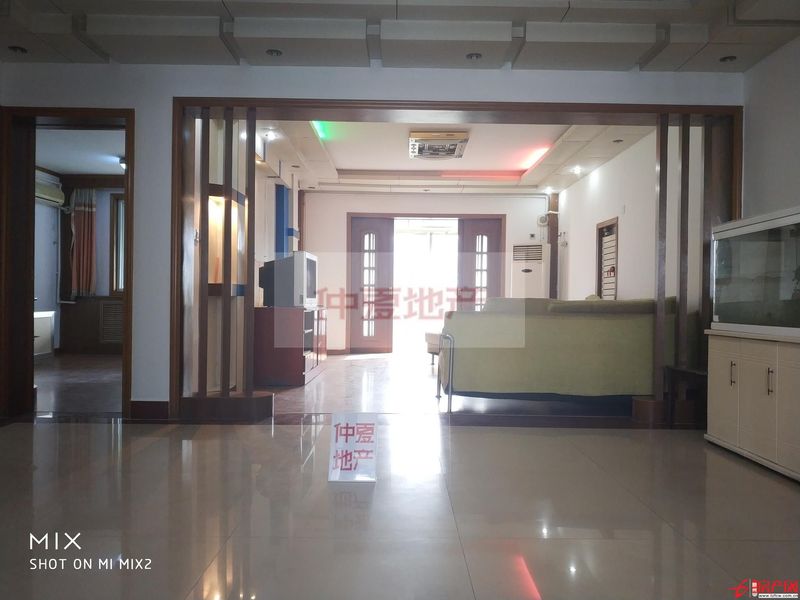 龍泉苑大平層4室3廳超大豪宅南北通透高品質學區房~抄底價急售