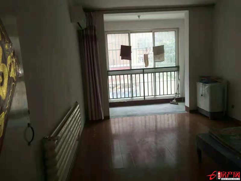 黃金地段、交通便利