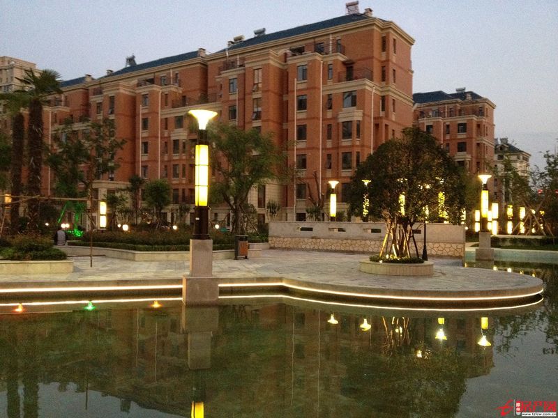 翠湖天地，精裝修全套家電家具，找人品好和愛護房子的租戶。