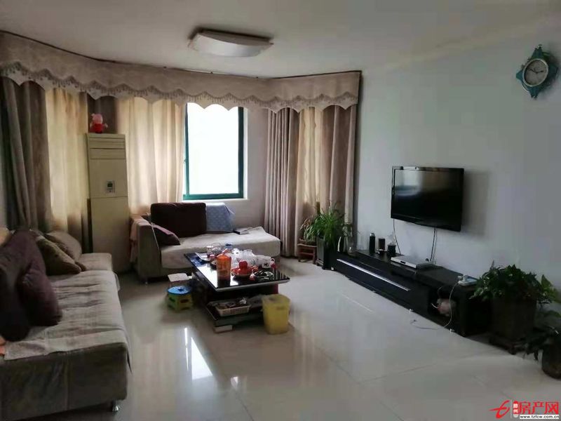 濱江國際花園二期，黃金樓層，精裝修，可以貸款