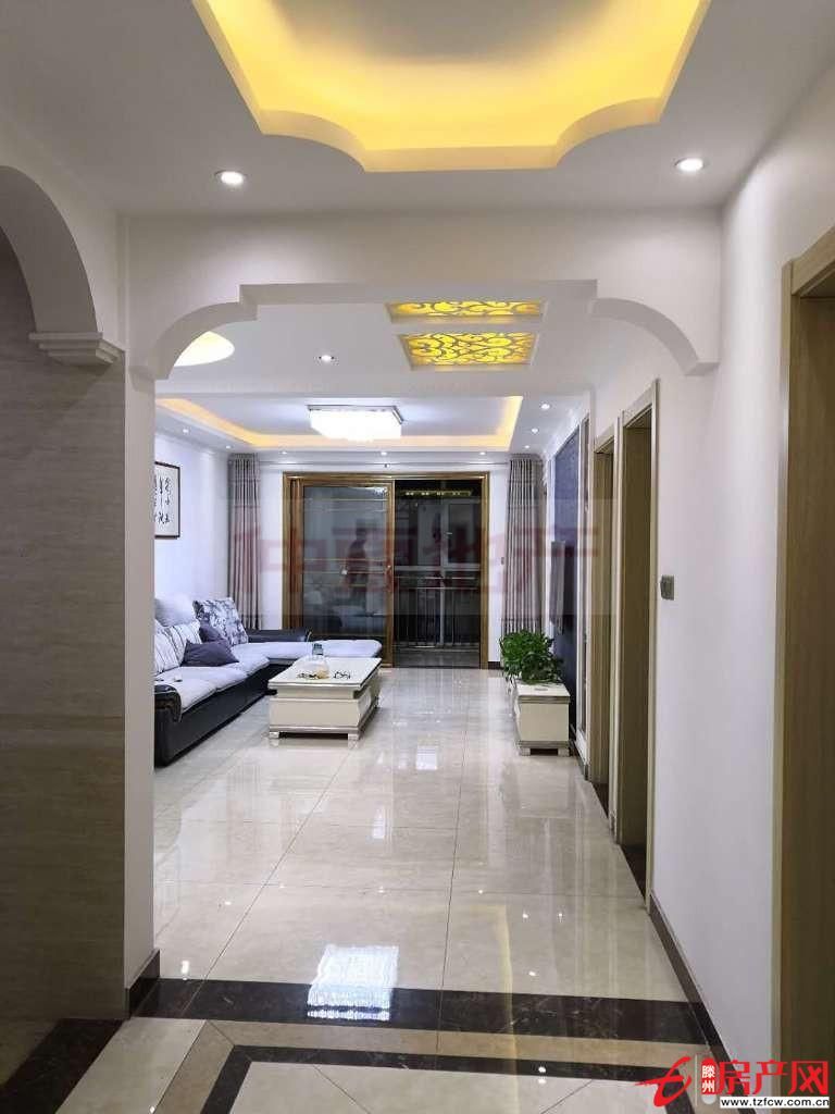 人和藍灣中間樓層精裝修??！