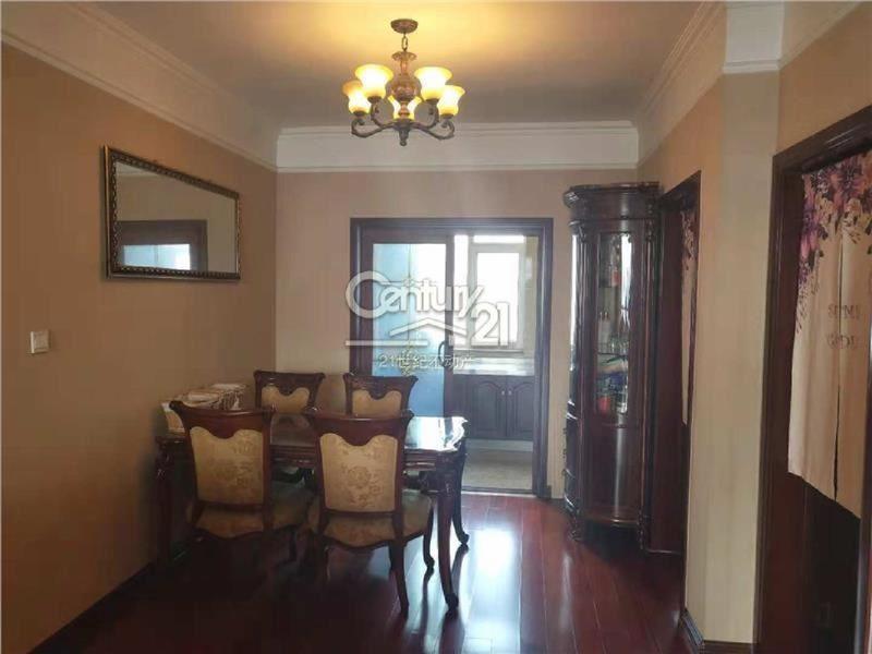 ＜C21＞愛家豪庭 精裝三室 戶型好 裝修好 僅售118