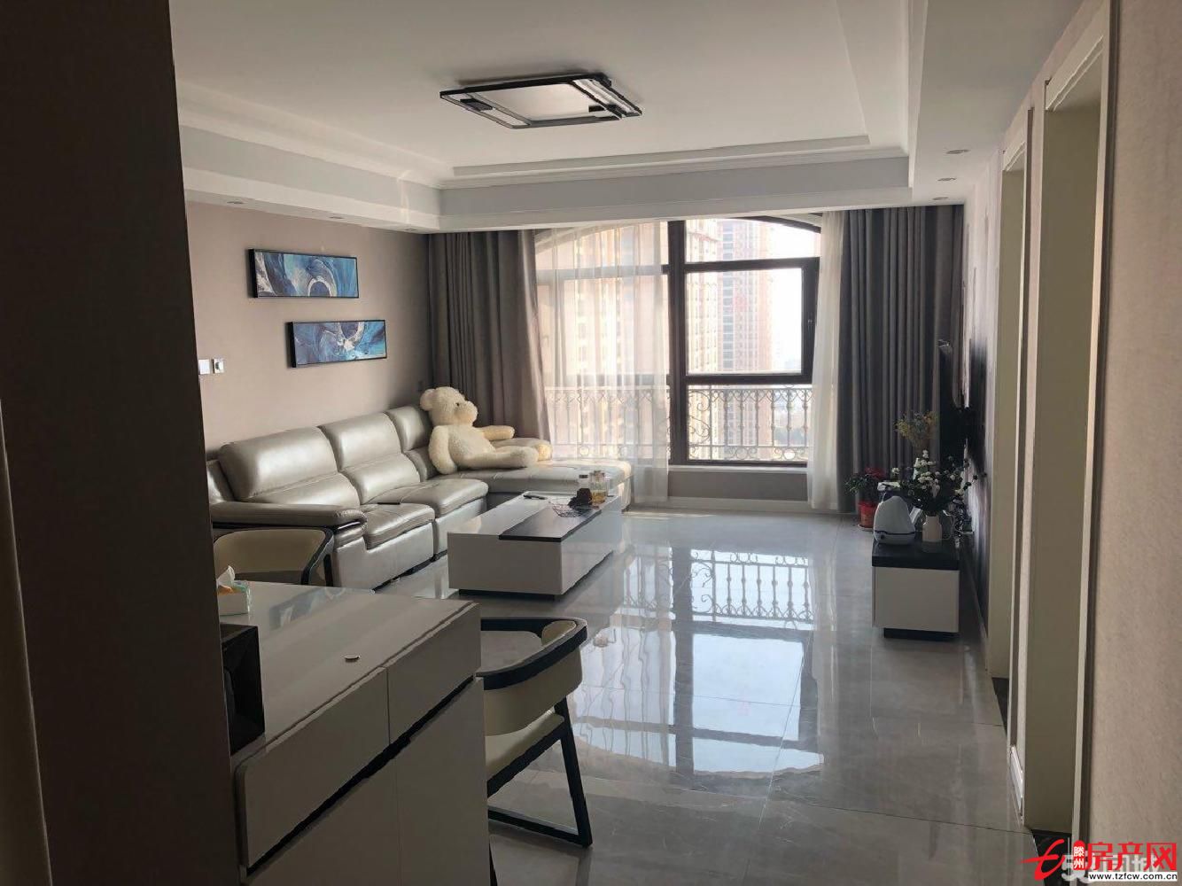 奧體花園，一期現房，豪華裝修，價格包含所有裝修車位，