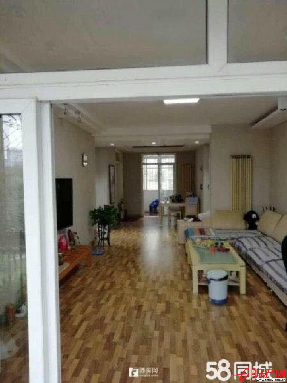 滕陽麗都 三樓 帶38平車庫 3室2廳2衛 南北通透 精裝修