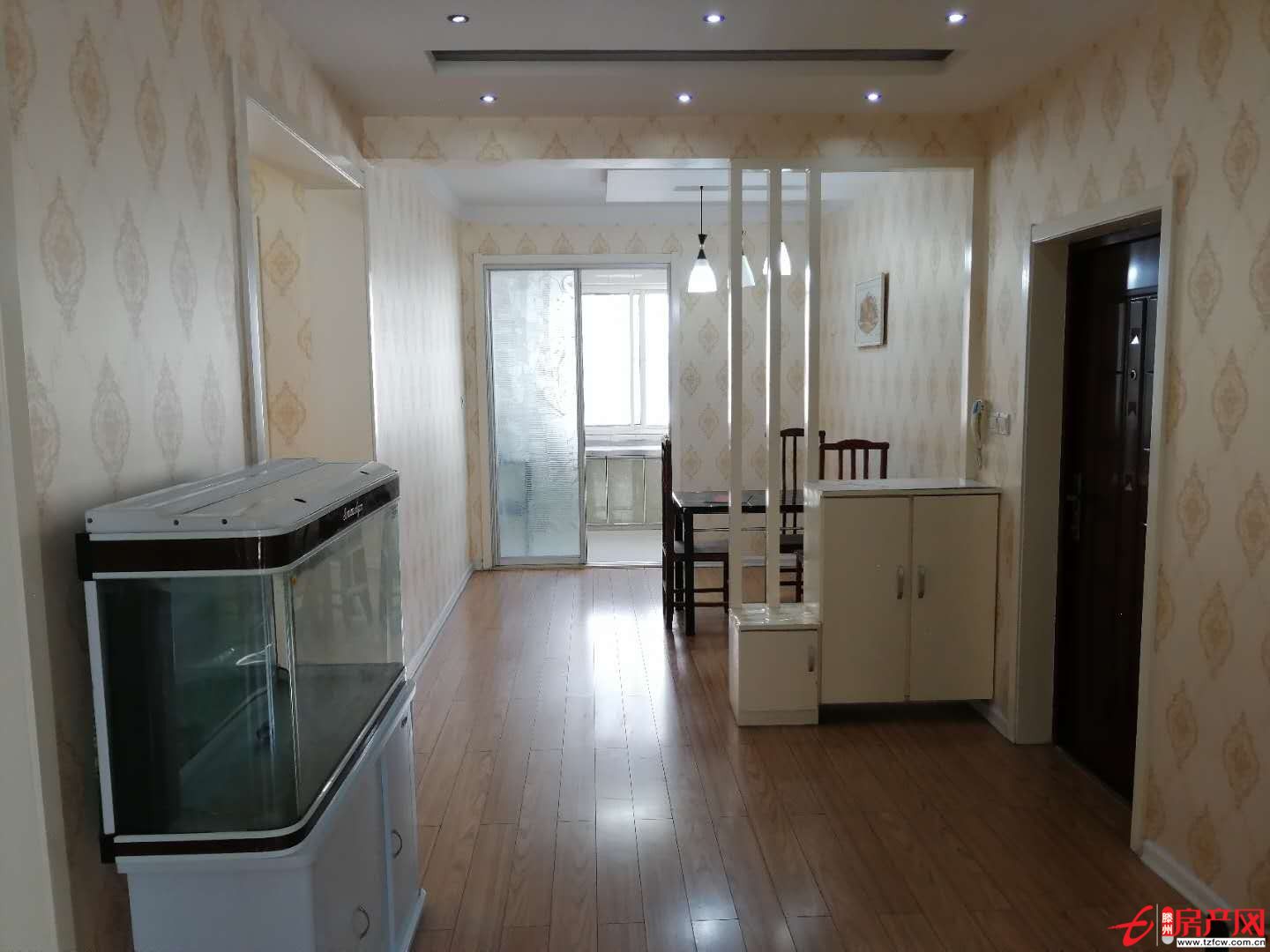 城東匯龍領秀城 小高層9樓 131平 三室兩廳 有儲 證滿五