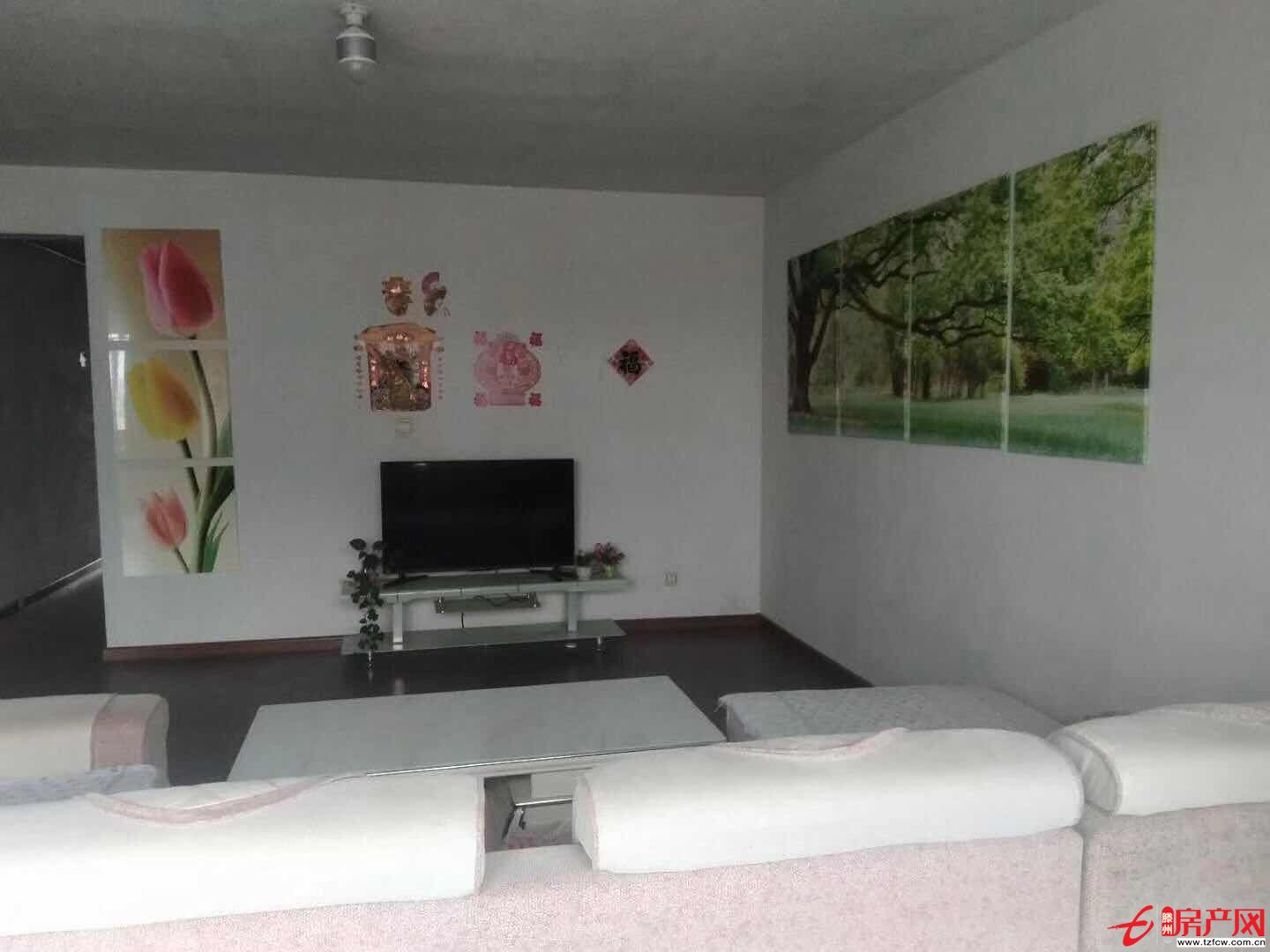 和諧康城；證滿兩年可貸款，有鑰匙隨時看房，價格可議。