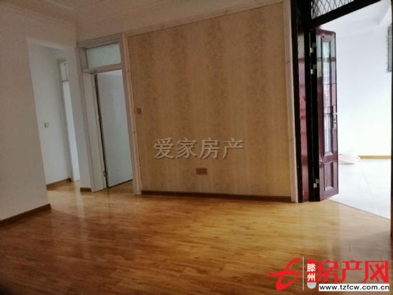 誠信花園學區房，三室一廳，一樓帶院證滿五年可貸款