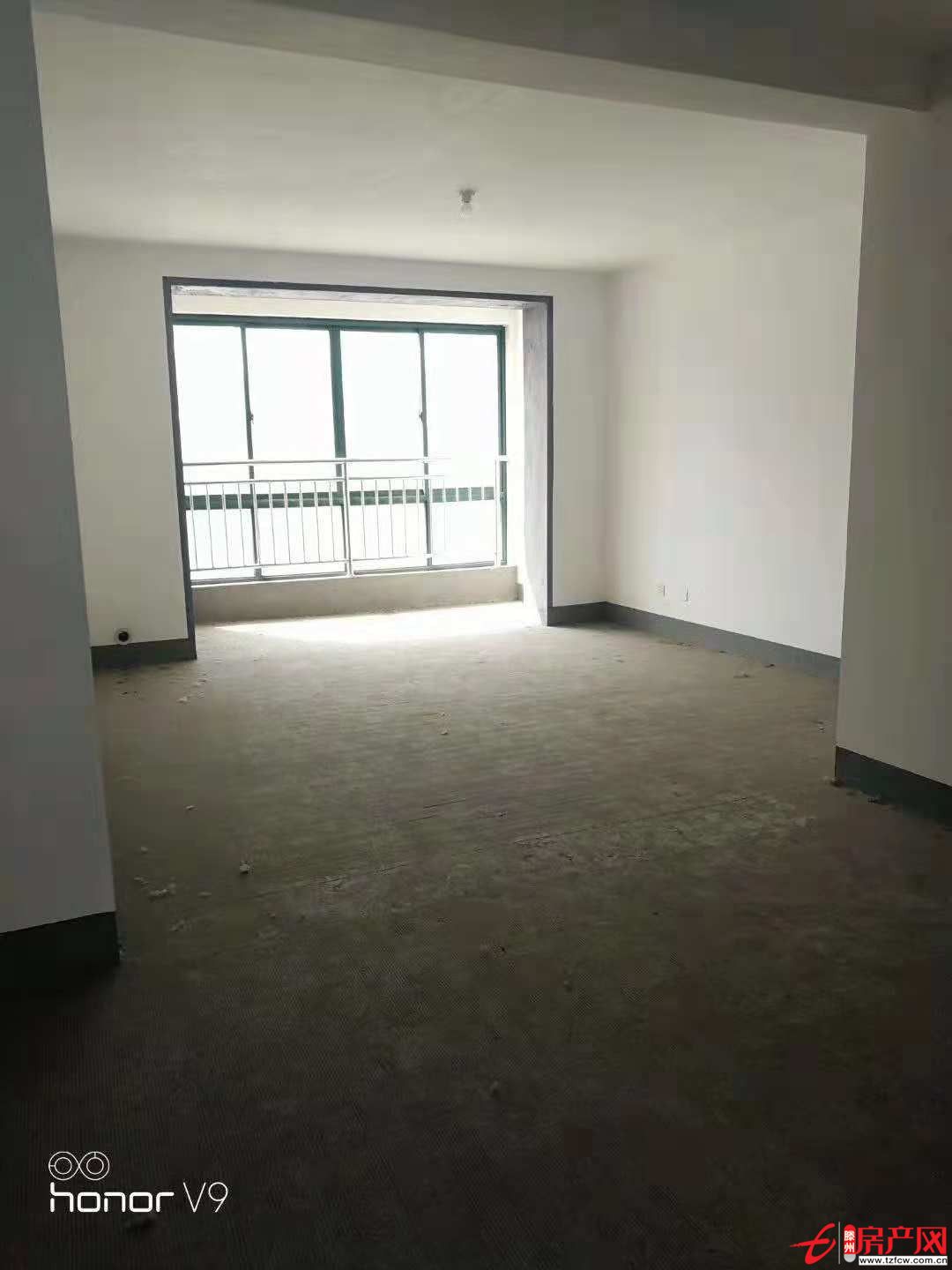 東城名景，四室兩廳兩廳，大平層，緊靠植物園，售樓處直接寫名，