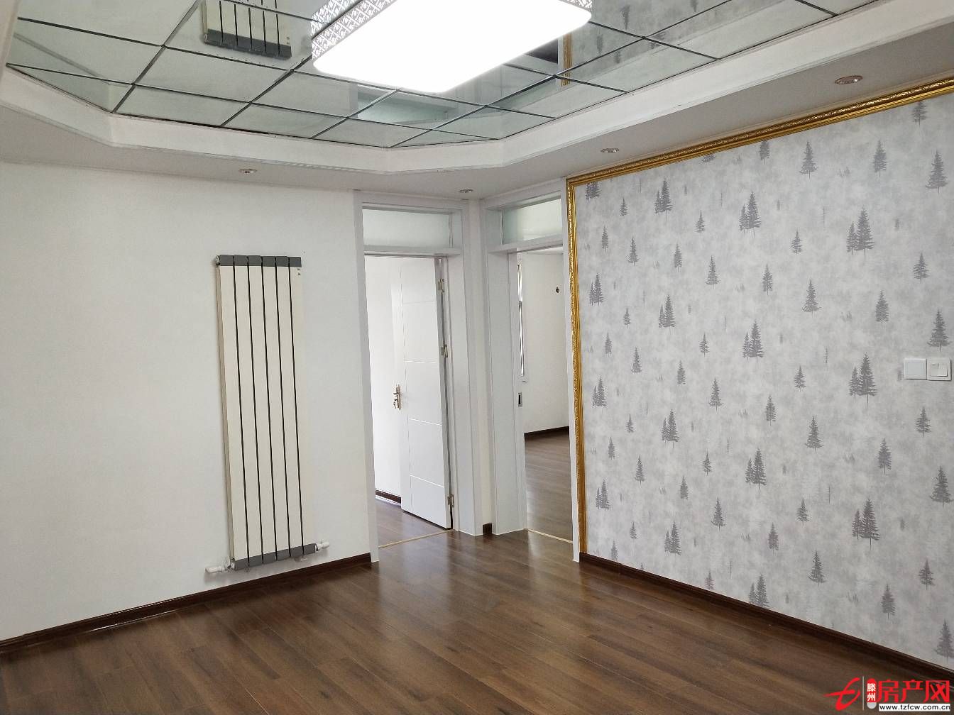 奎文小區 三室精裝修 黃 金二樓 可貸款 滿五春秋閣 尚賢居