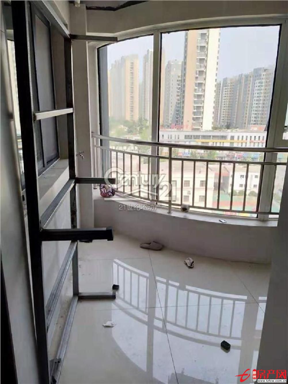 城B區 精裝修 無綁定 有鑰匙 證滿兩年 可議價