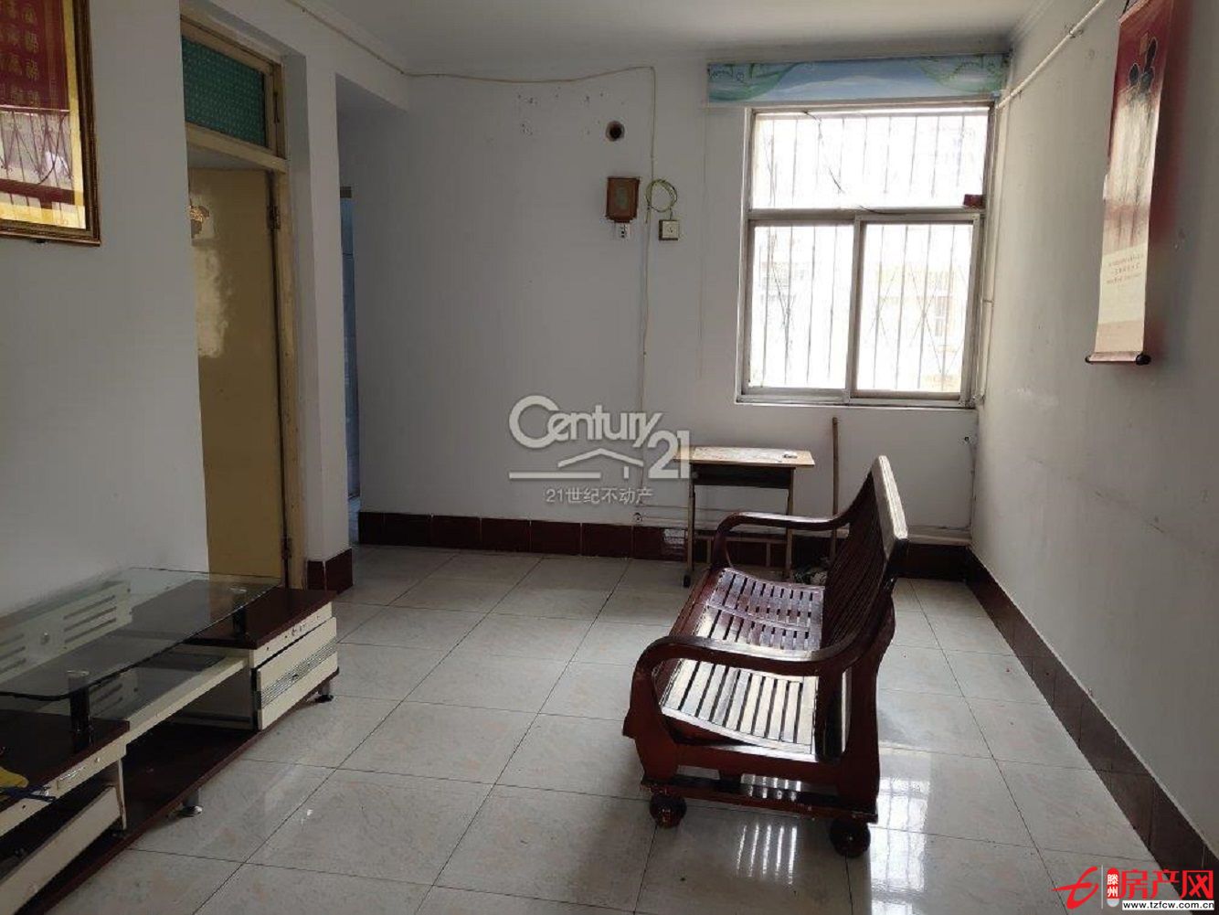 金城東區 多層二樓 經典三居室戶型 證滿五年可貸款 南北通透