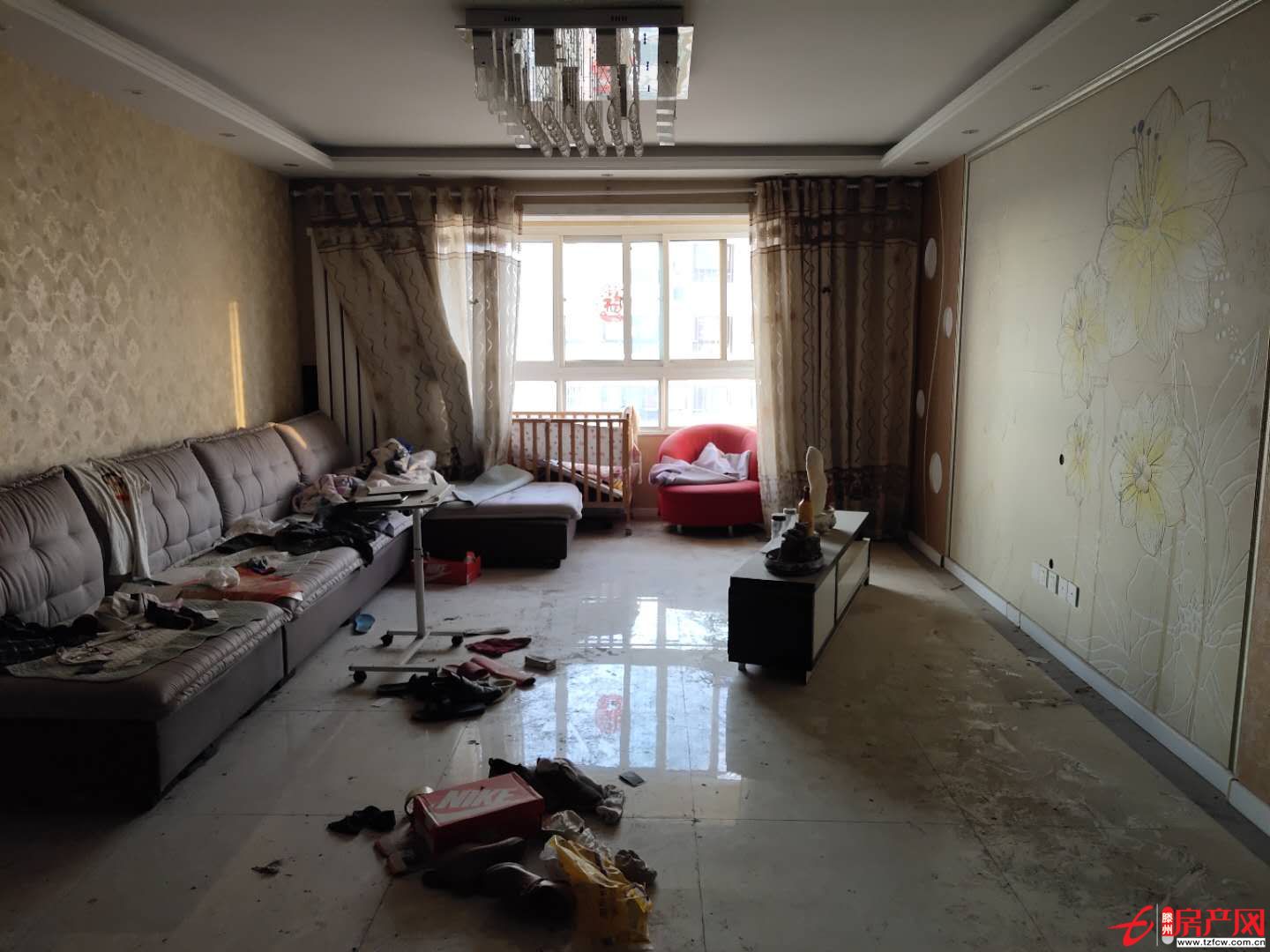 蘋果花園 11樓 高12層 精裝修 三室朝陽 新證可貸款