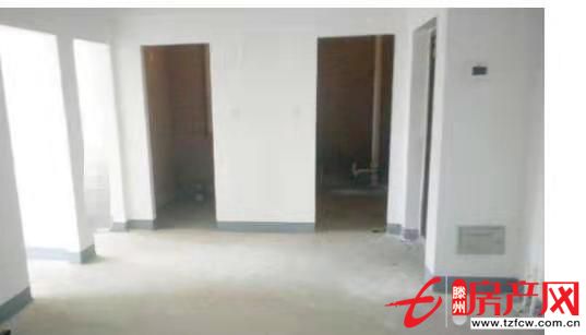 市府旁邊，黃金樓層，前無遮擋，幼兒園后，超值之選