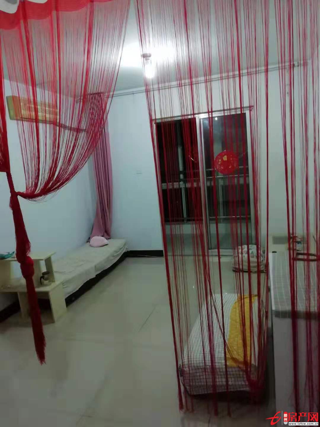 汽車站附近一室一廳精裝修拎包入住