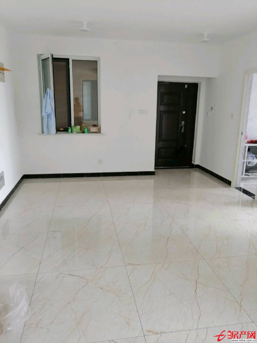 熙城國際 三室一廳 家具家電可以配備 可做飯洗澡 隨時看房