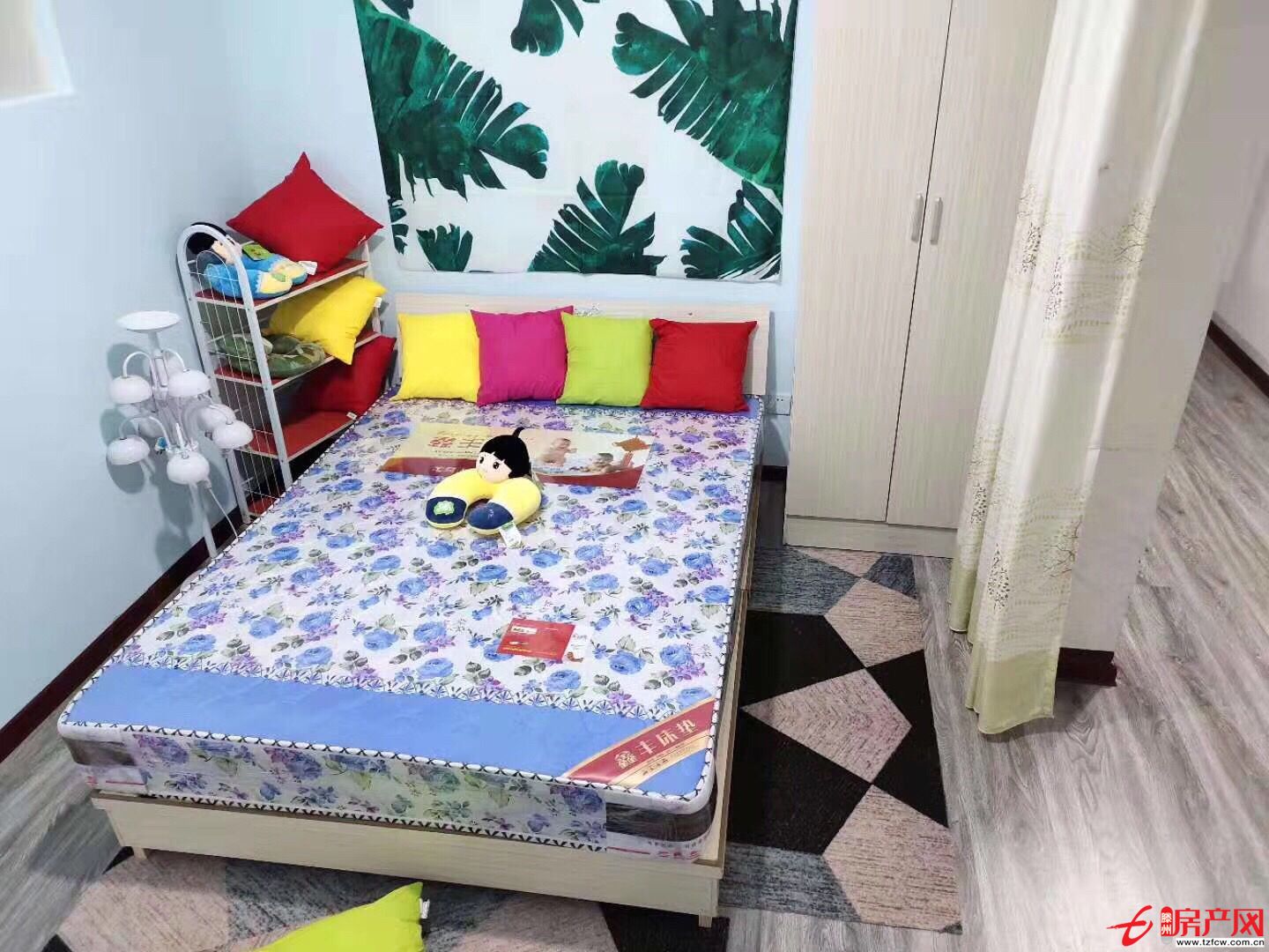 問天東區合租房，配套齊全，交通方便，拎包即住。