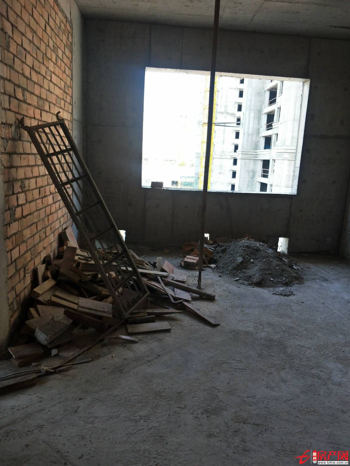 尚善文苑邊戶南北通透綁定車位儲藏室中間樓層可貸款