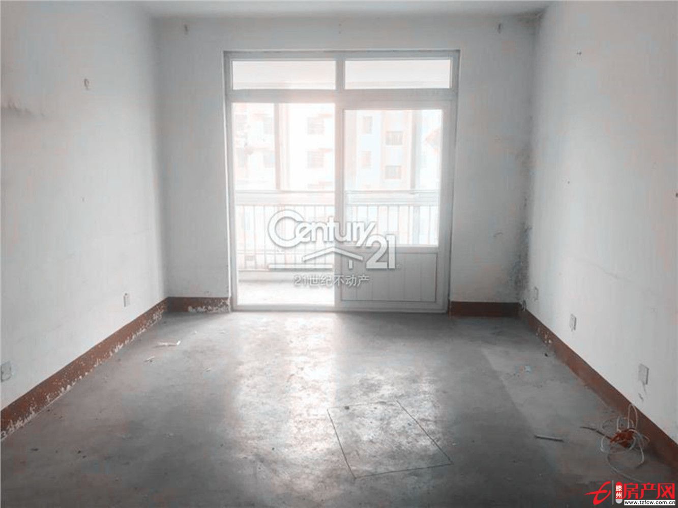 新婦幼東 安康花園毛坯兩居室 帶電梯儲藏室 價格便宜 隨時看