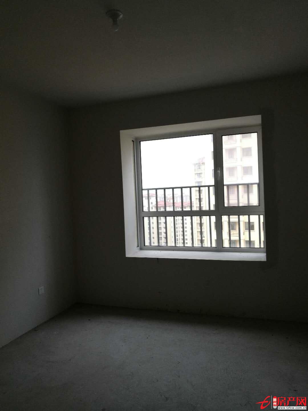 潤城第一城回遷房全款交易價格可議不綁車位儲藏室