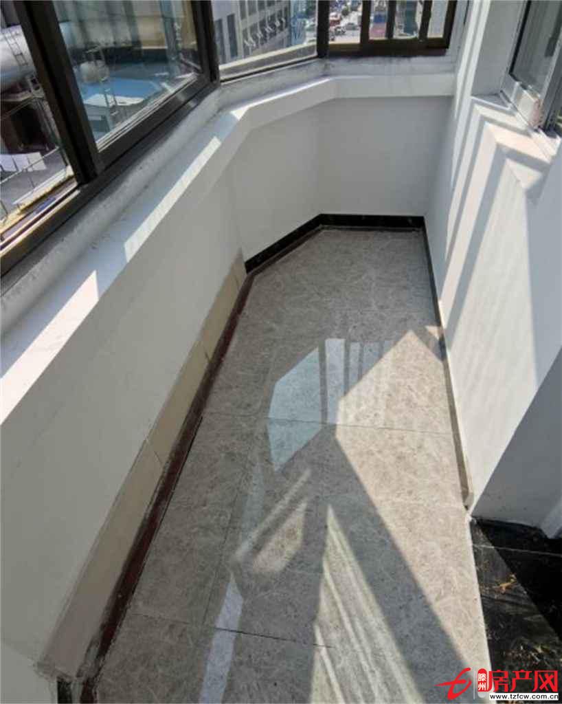 平等小區干濕分離證滿五年精裝修南北通透采光好