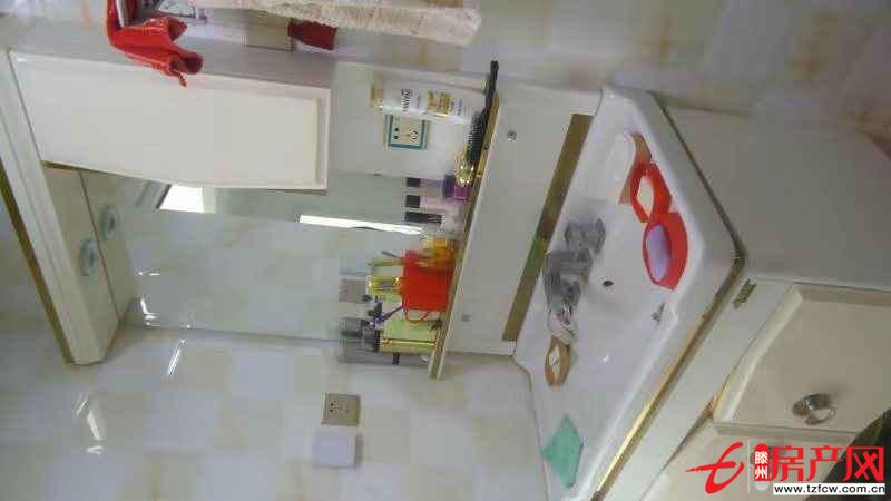 嘉譽商貿城最好樓層，馬上下證！先付六十萬精裝修！上學方便