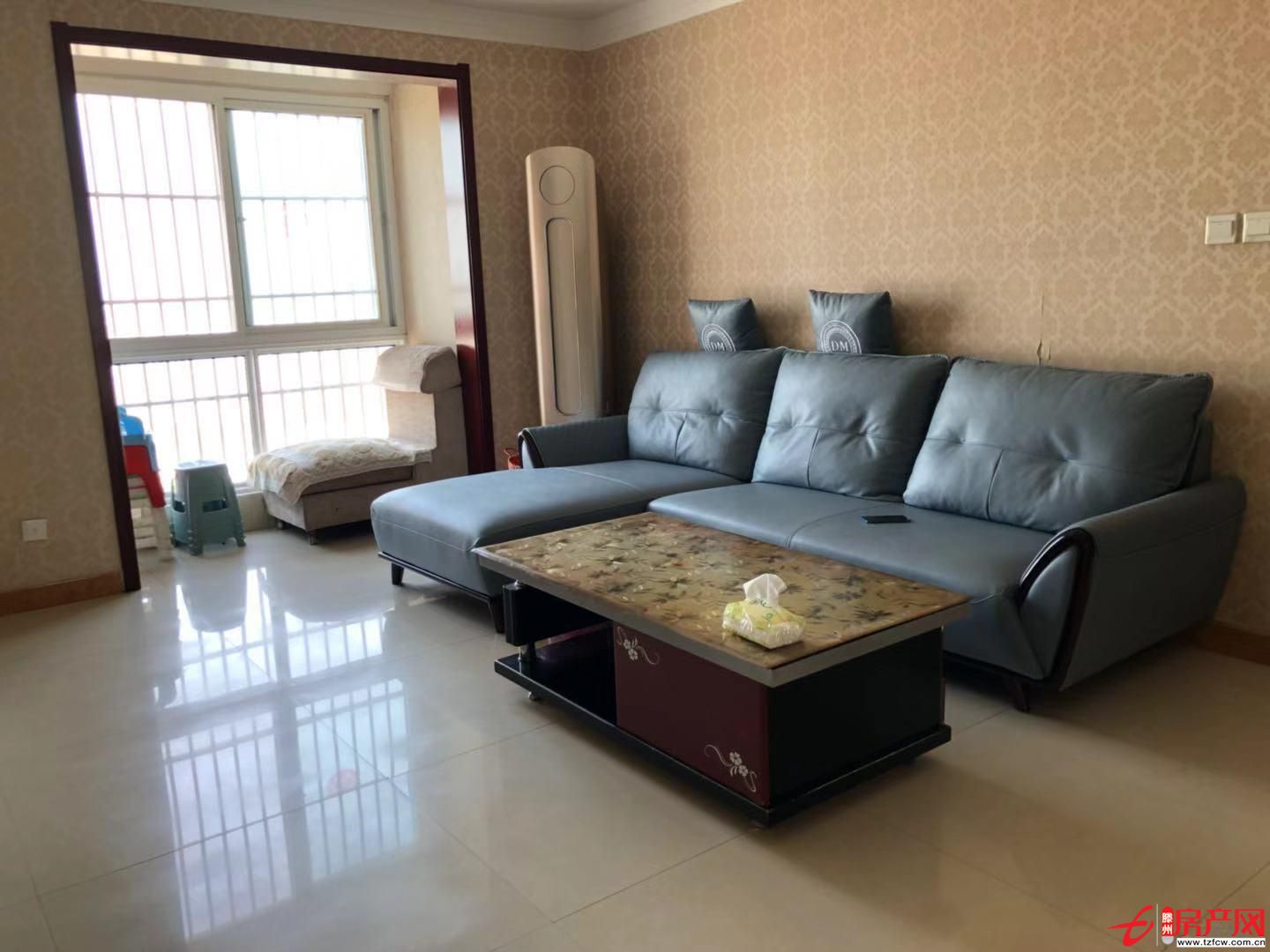 頤和園北辛學區房南北通透精裝送家具家電車位證滿五年