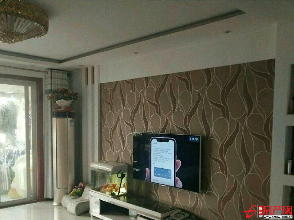 潤恒花園回遷房戶型方正通風采光好精裝修暖氣燃氣寬帶都正常使用