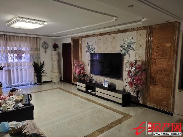 天客來前排觀景房南北通透車位另算車位七八萬左右送部分家具家電