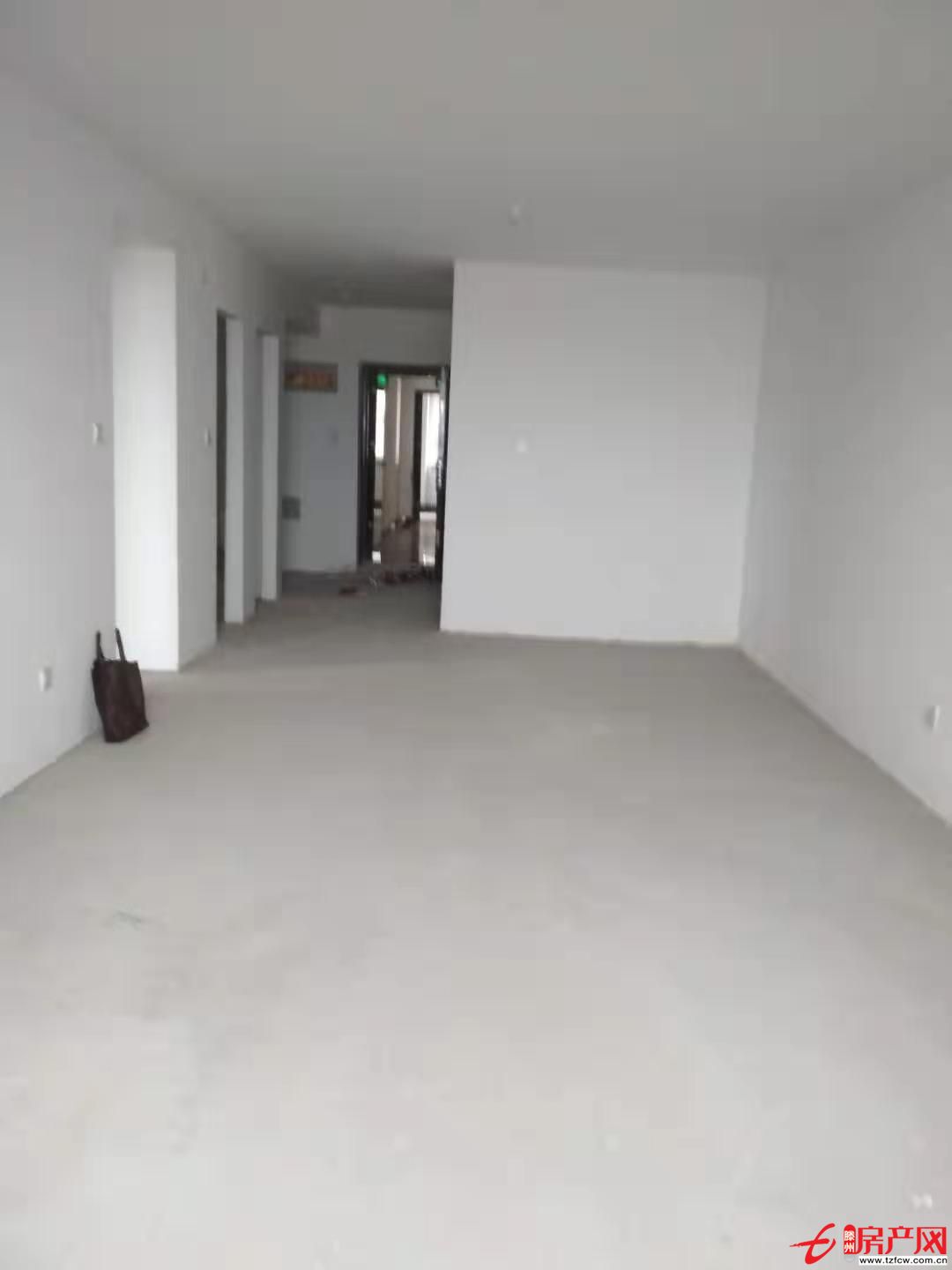 金河灣河景房，靠近荊河公園，實驗小學學區