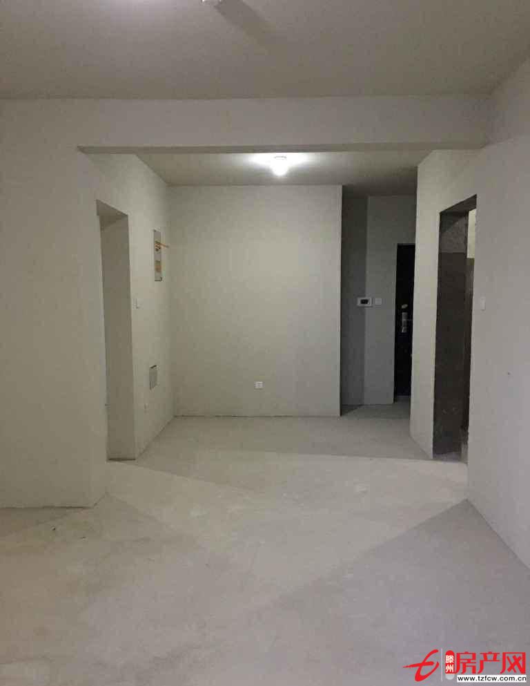 潤恒第一南北通小高層南北通透無遮擋有電梯一梯三戶全款押尾款