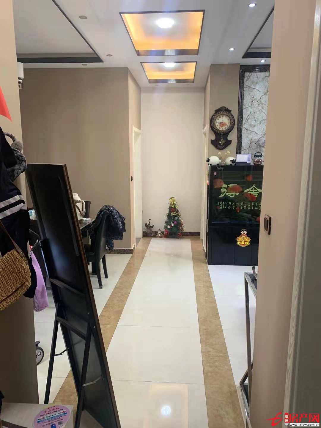 城東涵翠苑b區，多層客廳朝陽精裝三居室，送家具，拎包即住