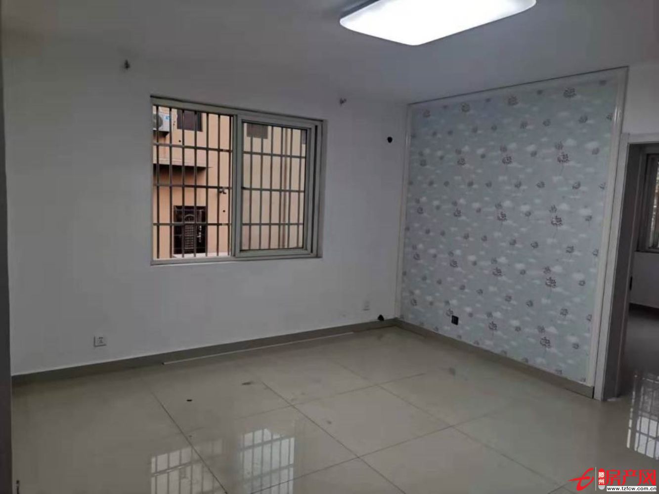 陽光麗景 經典三室 證滿兩年可貸款 無綁定