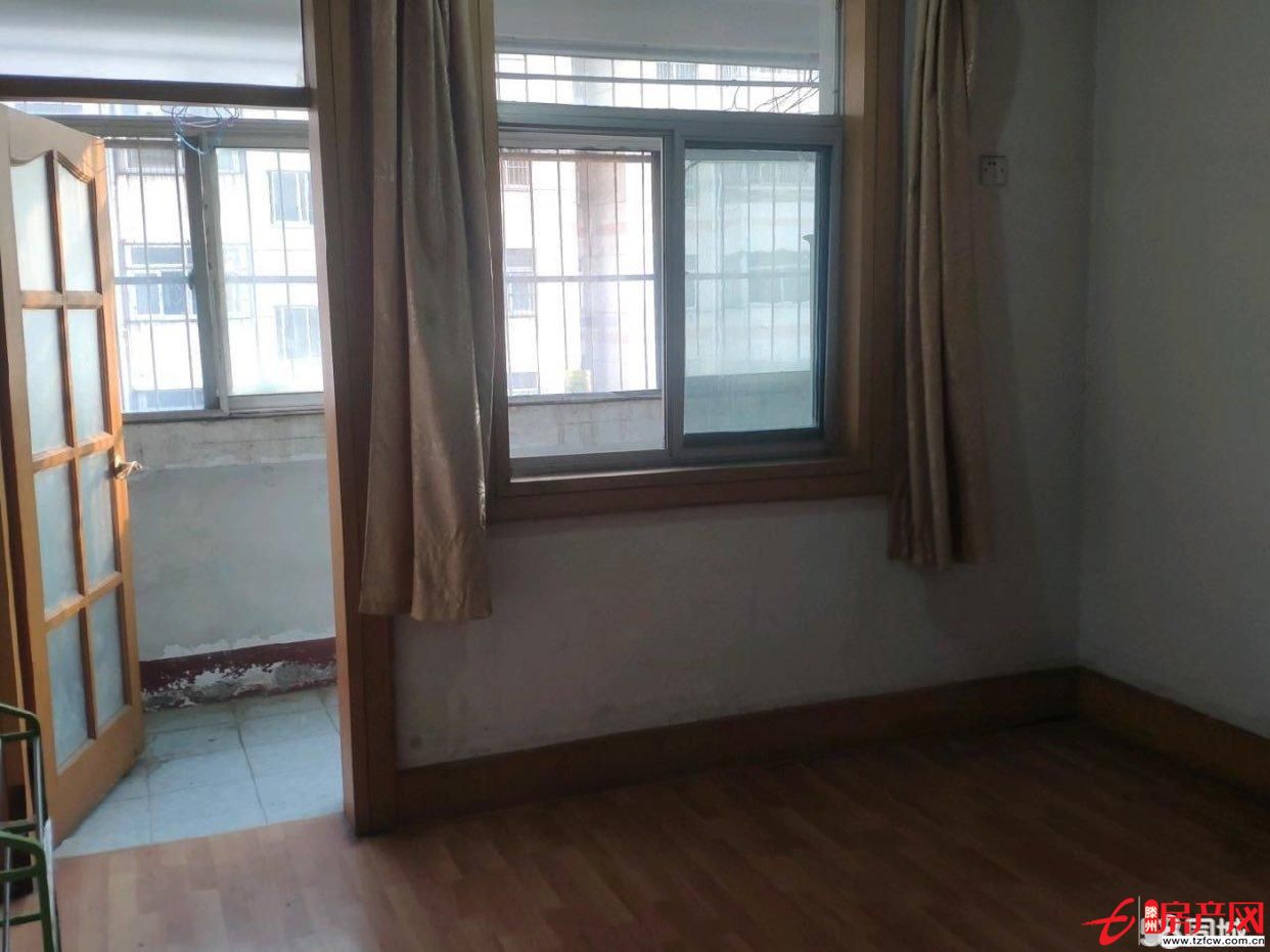 出行便利，學區房，購物休閑娛樂