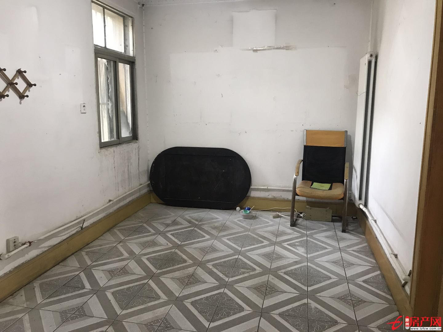 北老一中宿舍三樓兩居室戶型方正兩室朝南老證過戶費低送儲