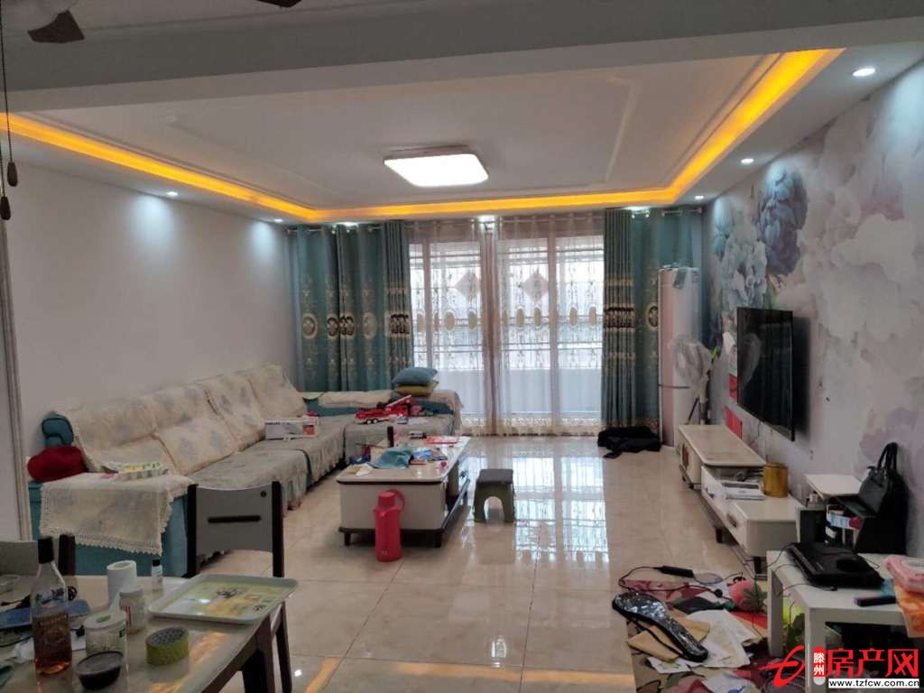 周樓佳苑好樓層，精裝婚房，可以分期，送儲藏室