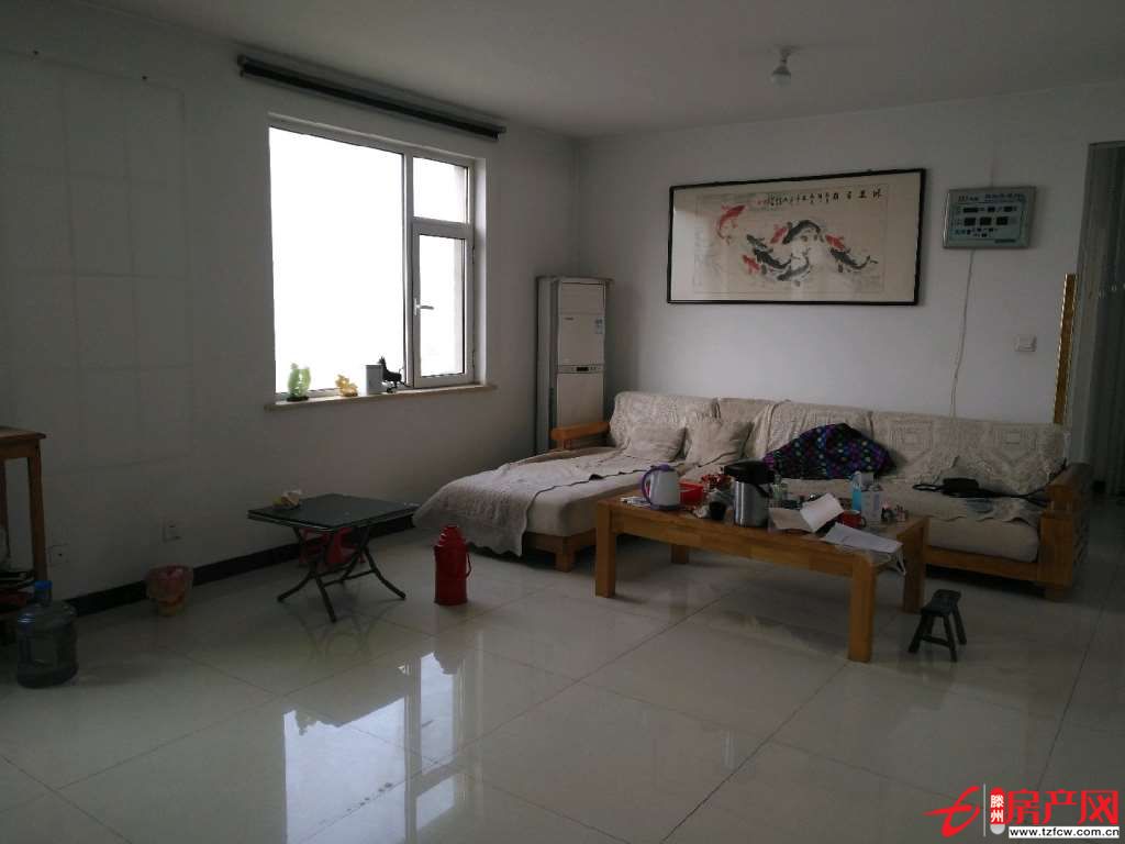 愛家豪庭好樓層，送個車位，證滿兩年，可以貸款