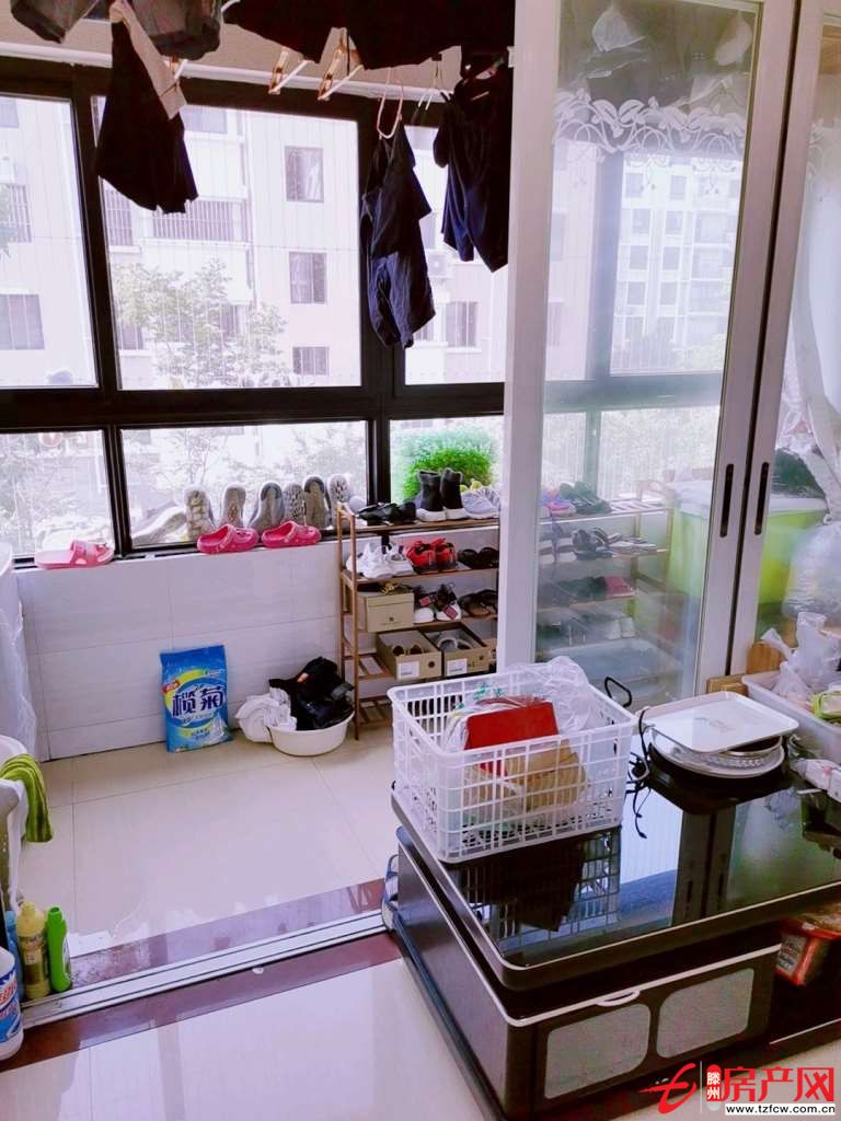 櫻花苑二期多層二樓，東戶，有證可貸款