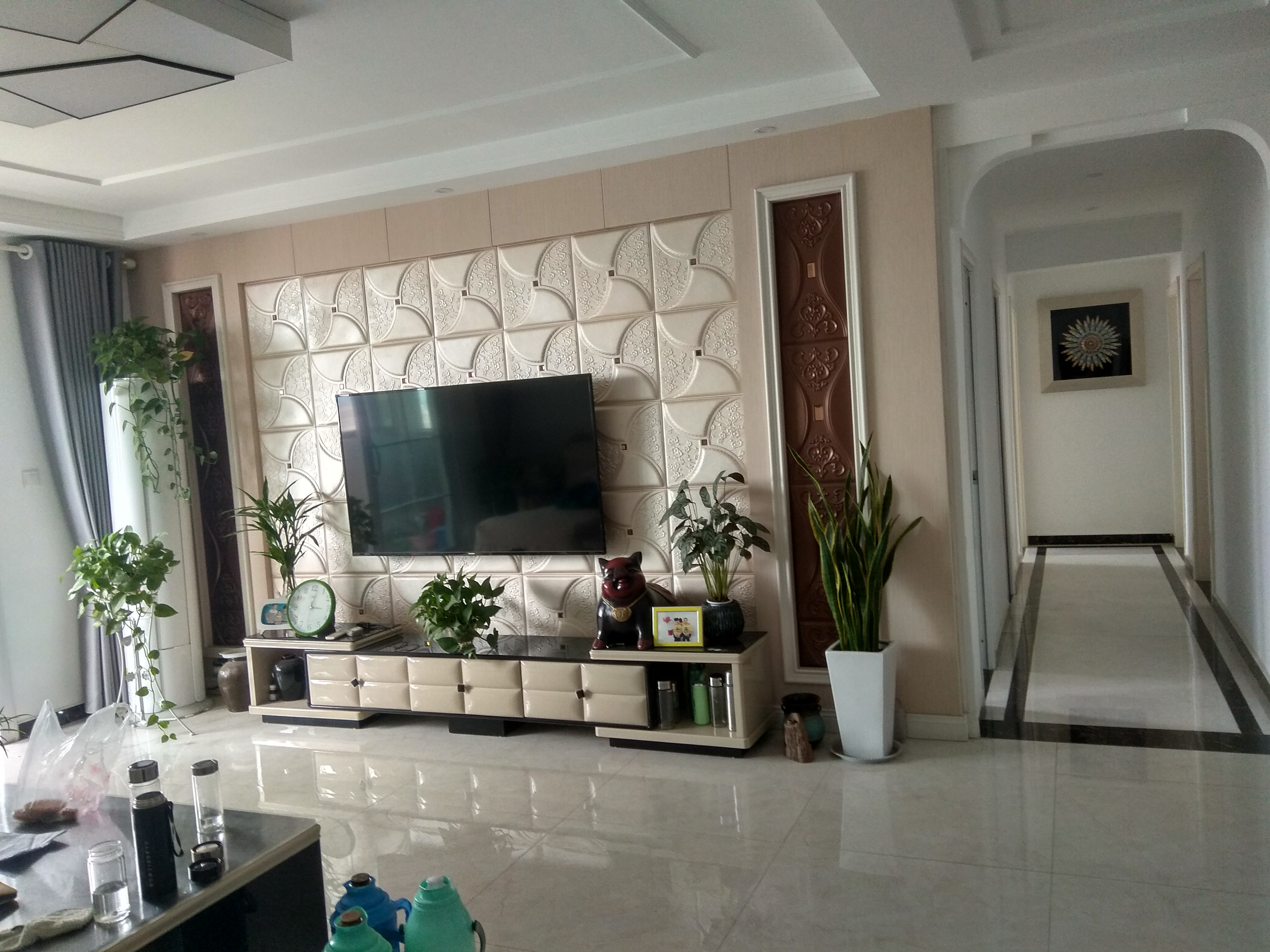 奧體中心西鄰，狀元府小區