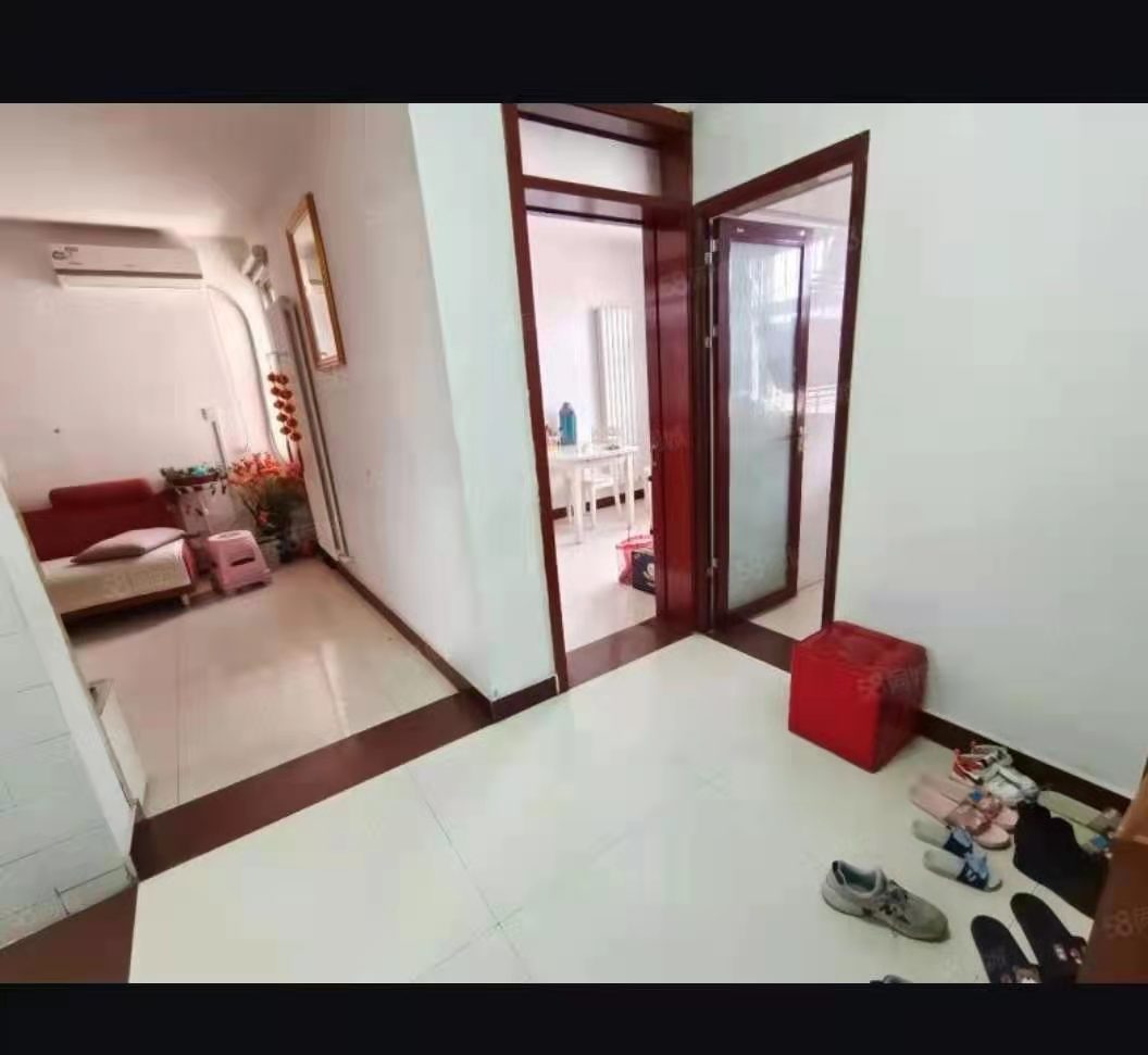 北樓小區裝修3室1廳1衛76.1m267萬元