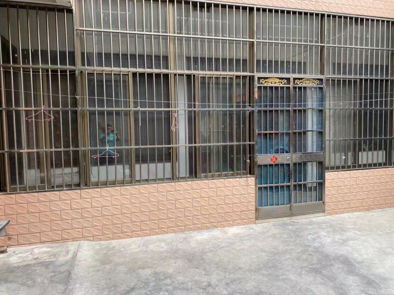 后洪村獨院，普通裝修4室2廳1衛180m2700元/月