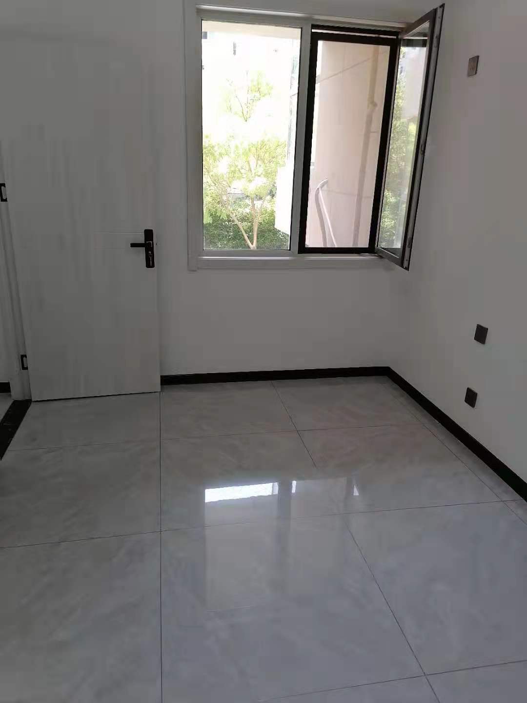 和諧康城B區豪華裝修配合房貸